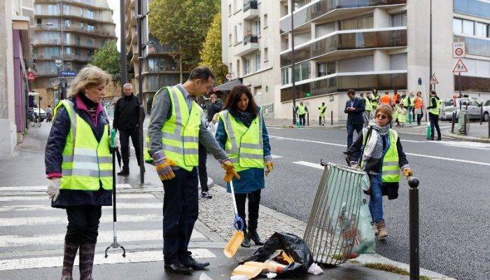 Paris : Comment Garder La Ville Propre ?